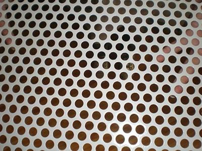 镀锌冲孔网图片2